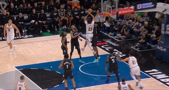 开云-维持原判！卡梅隆·约翰逊切入欲隔扣被里德犯规 森林狼挑战失败